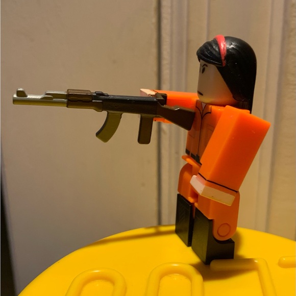 Roblox Site 76 Prisoner Figure - Picture 4 of 6